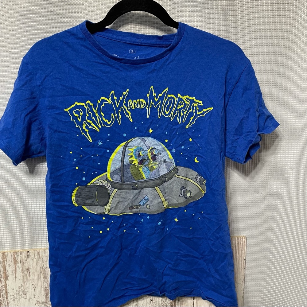 Rick & Morty Graphic Tee Size Small
